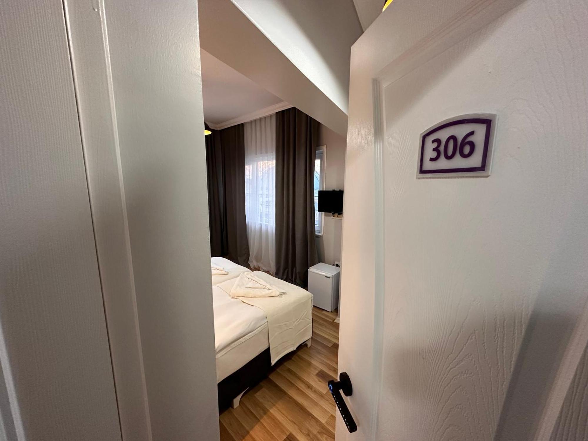 Asparagus Hotel & Suites Old City Istanboel Buitenkant foto