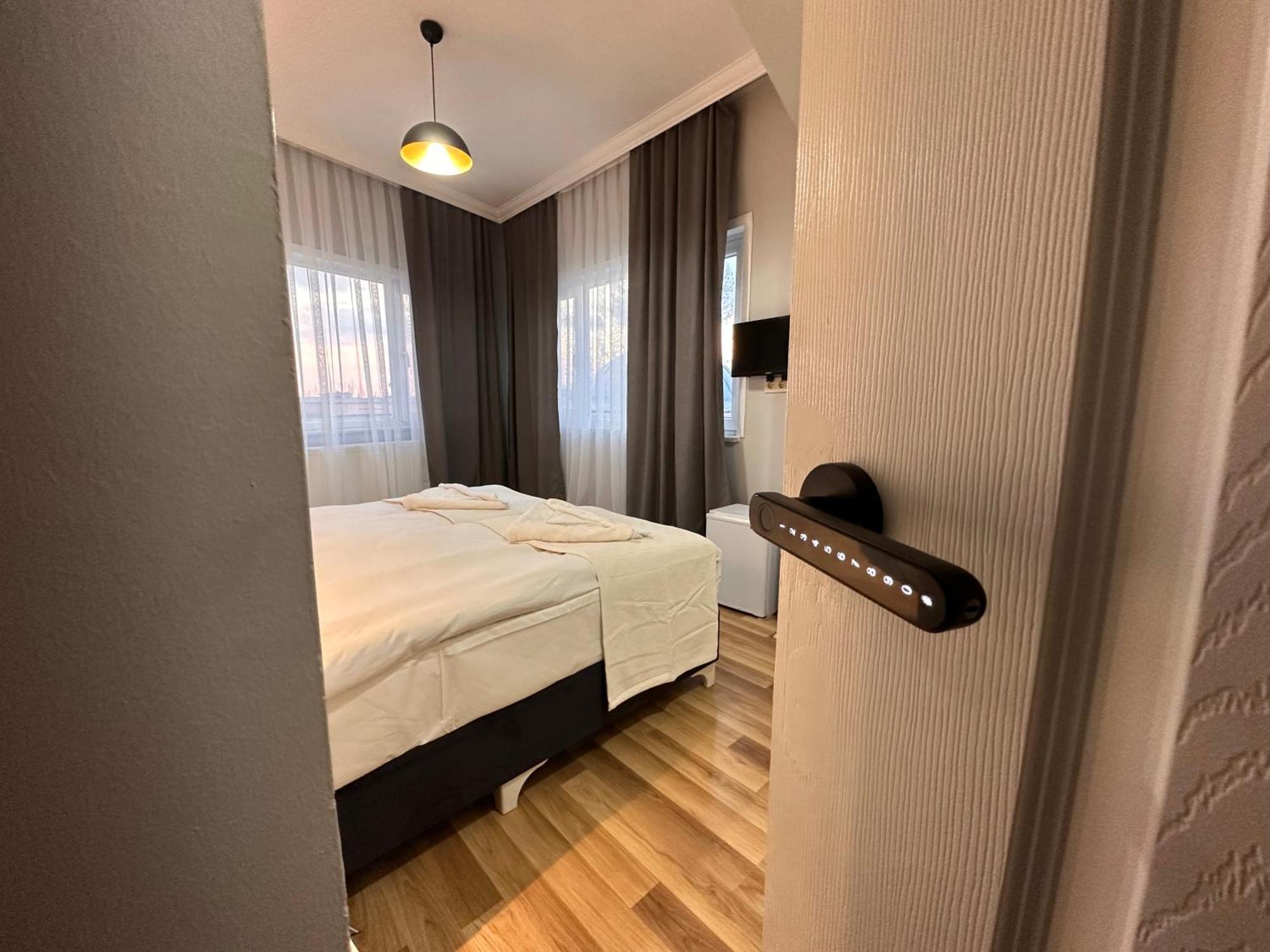 Asparagus Hotel & Suites Old City Istanboel Buitenkant foto