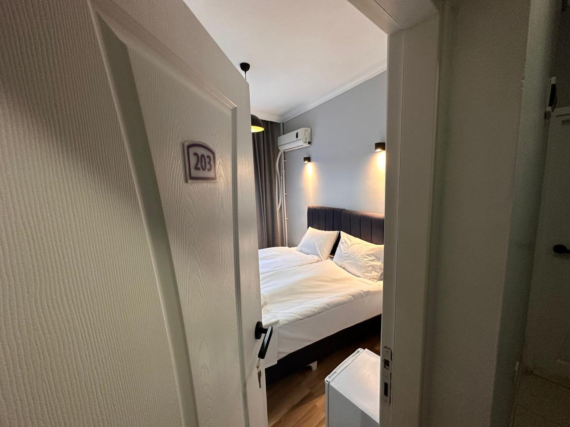 Asparagus Hotel & Suites Old City Istanboel Buitenkant foto