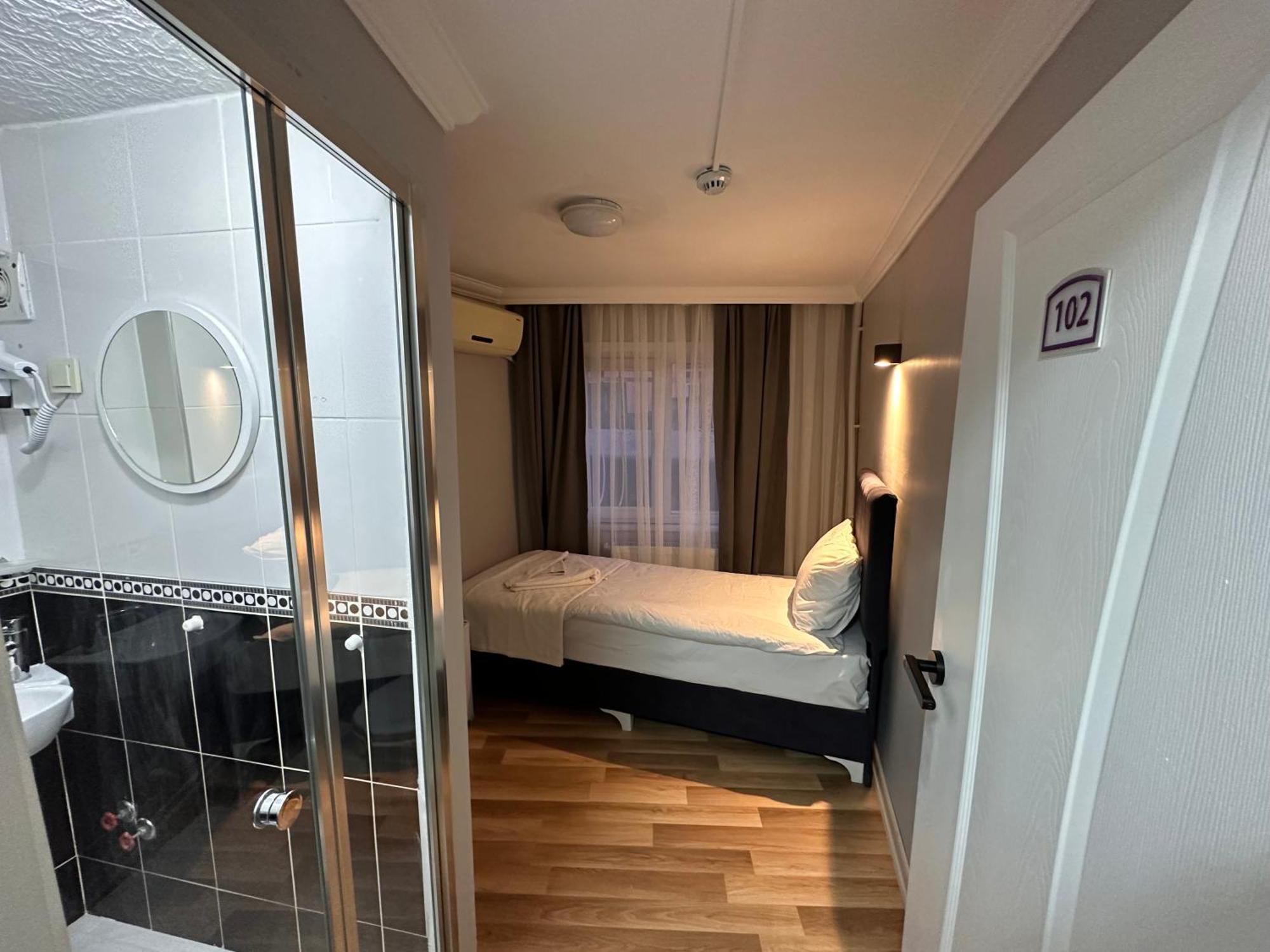 Asparagus Hotel & Suites Old City Istanboel Buitenkant foto