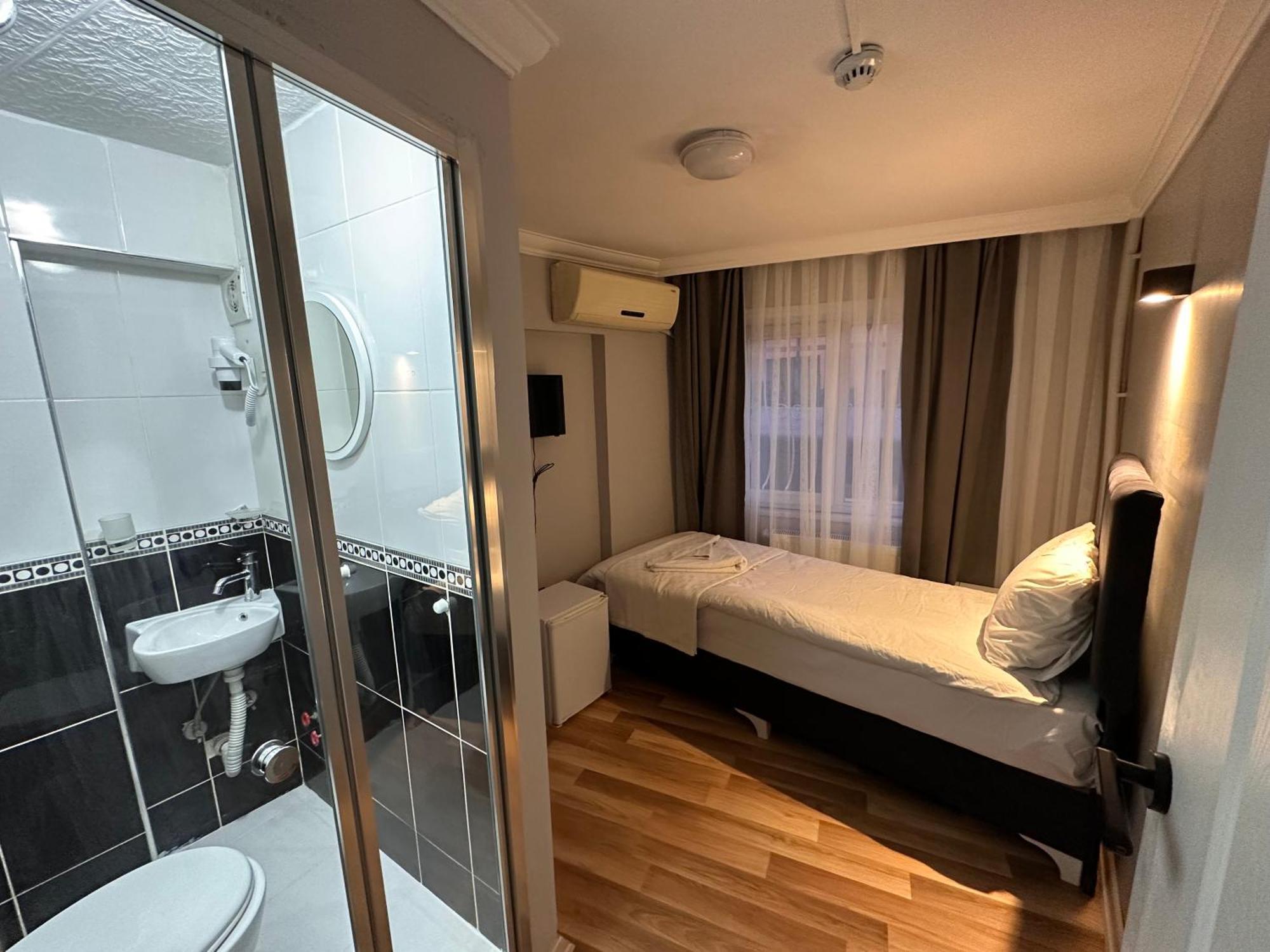 Asparagus Hotel & Suites Old City Istanboel Buitenkant foto